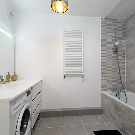 Apartmán For Your Close Family Paris+parking Saint-Ouen (Seine-Saint-Denis)